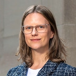 Sara L. Critten